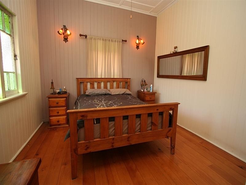 20 Masseys Creek Court, Cedar Creek QLD 4520