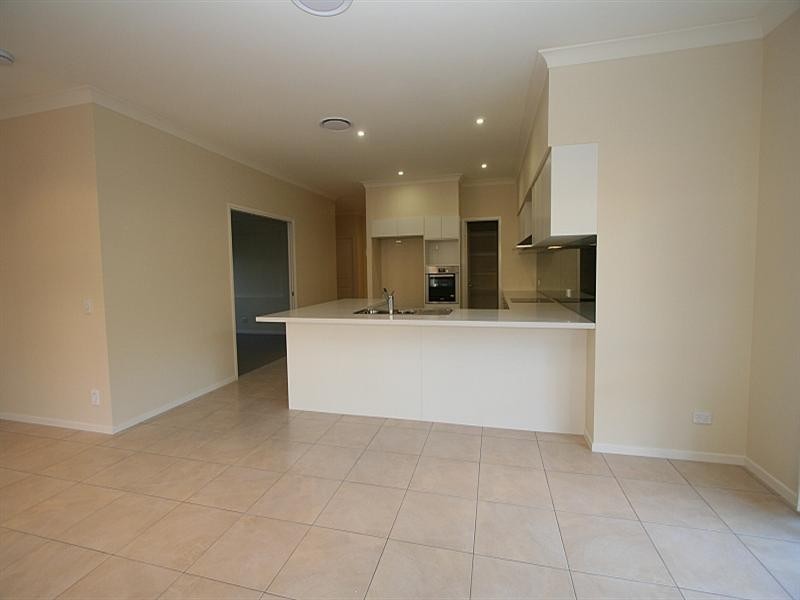 26 Woolshed Street, Ferny Hills QLD 4055