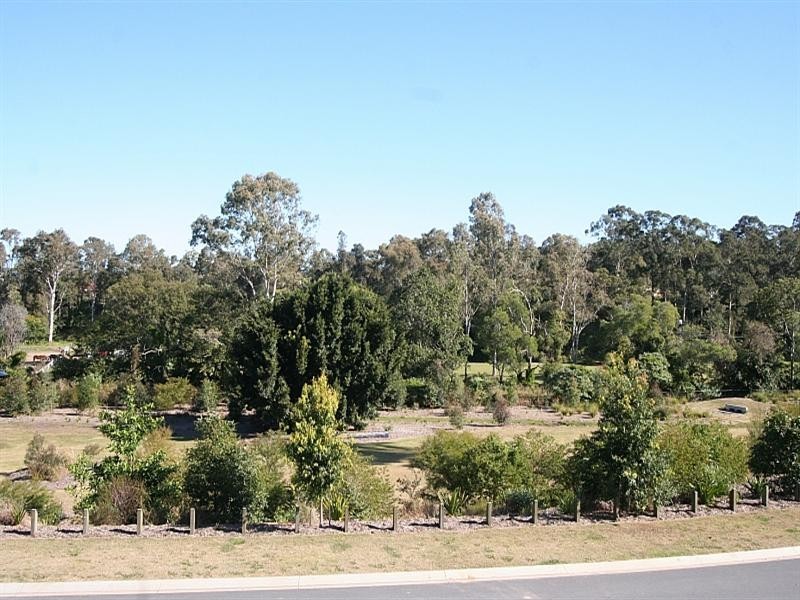 26 Woolshed Street, Ferny Hills QLD 4055