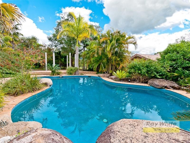 19 Greenwood Crescent, Samford Valley QLD 4520