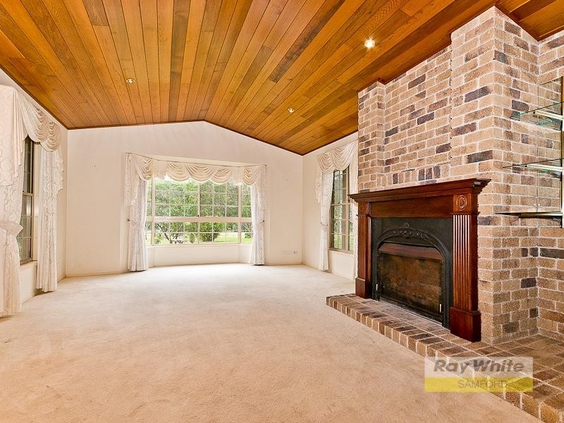 19 Greenwood Crescent, Samford Valley QLD 4520