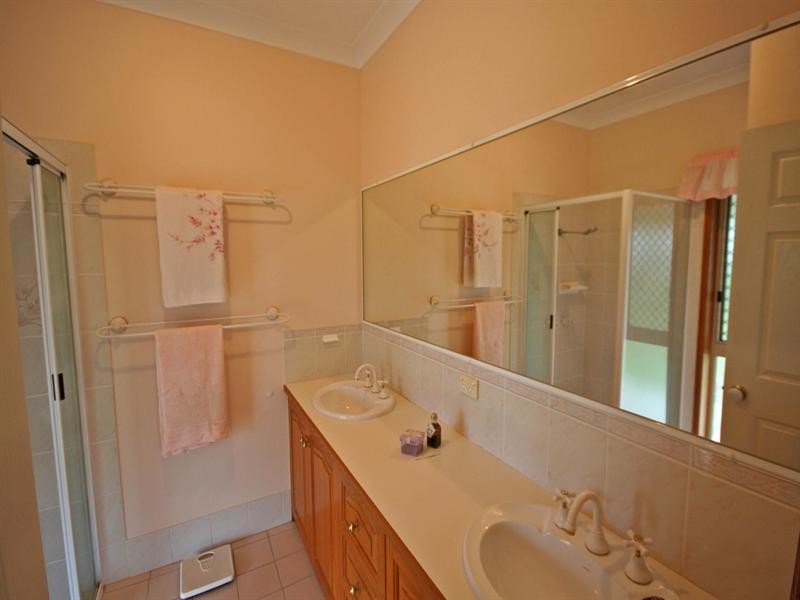 12 Brushwood Drive, Samford Valley QLD 4520