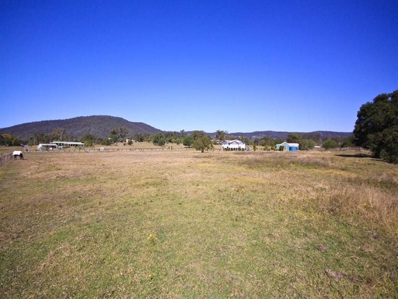Camp Mountain QLD 4520