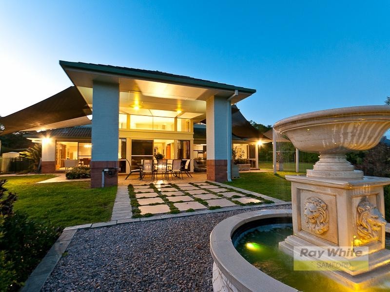 27 Castlewood Court, Samford Valley QLD 4520