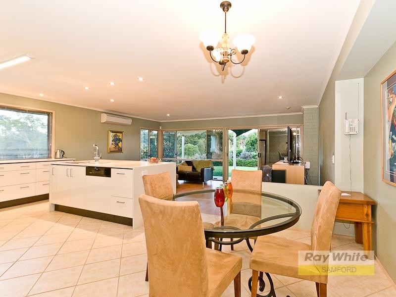 27 Castlewood Court, Samford Valley QLD 4520