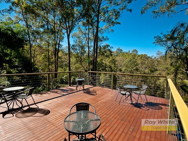 9 Boland Court, Eatons Hill QLD 4037