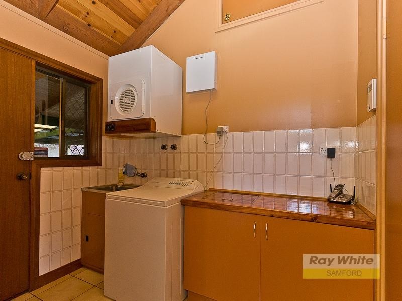 9 Boland Court, Eatons Hill QLD 4037