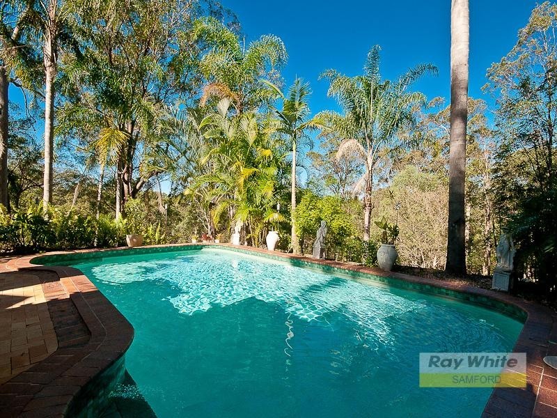 9 Boland Court, Eatons Hill QLD 4037