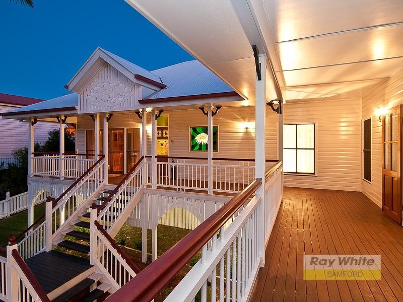 27 Linkwood Drive, Ferny Hills QLD 4055