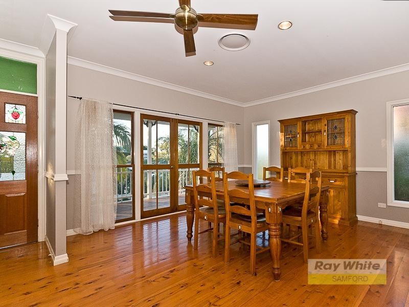 27 Linkwood Drive, Ferny Hills QLD 4055