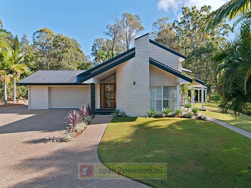Bunya QLD 4055