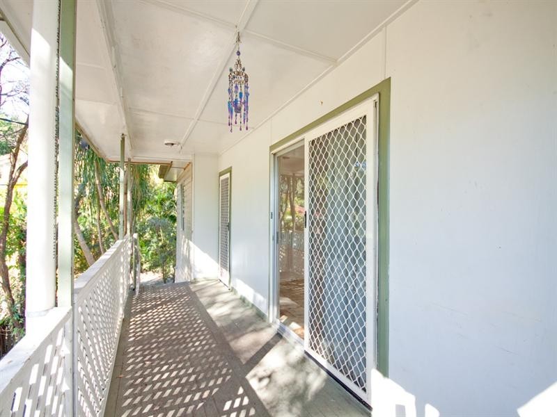 9 Mason Street, Red Hill QLD 4059