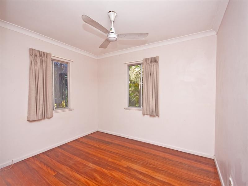 9 Mason Street, Red Hill QLD 4059