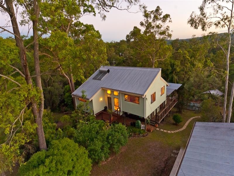 12 Salisbury Court, Clear Mountain QLD 4500