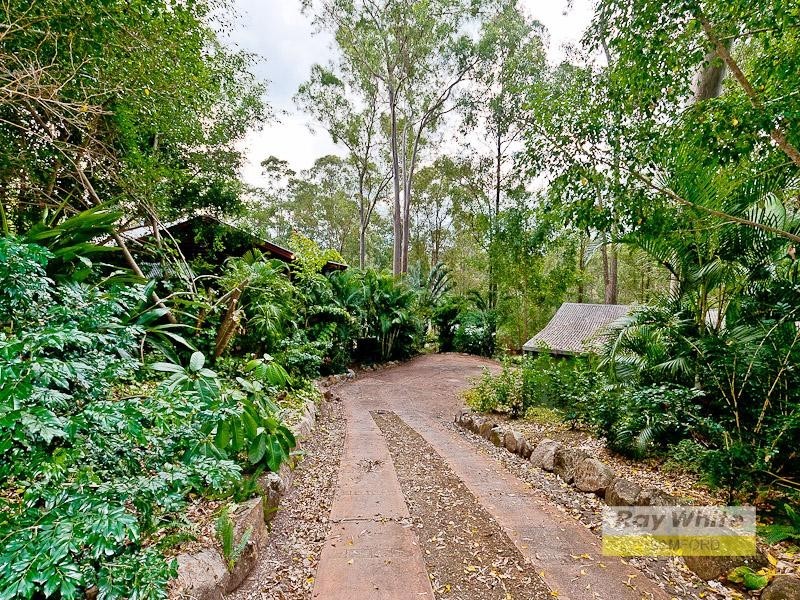 6 Weber Court, Bunya QLD 4055