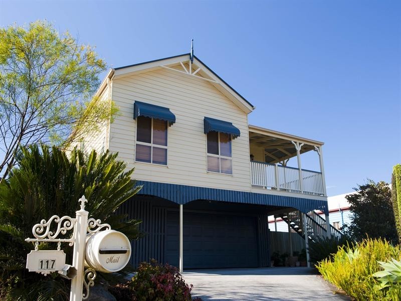 Eatons Hill QLD 4037