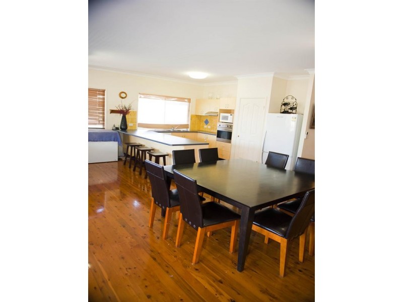 Eatons Hill QLD 4037