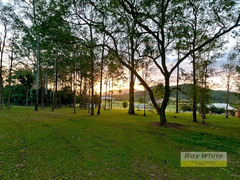 4 Narrien Court, Samford Village QLD 4520