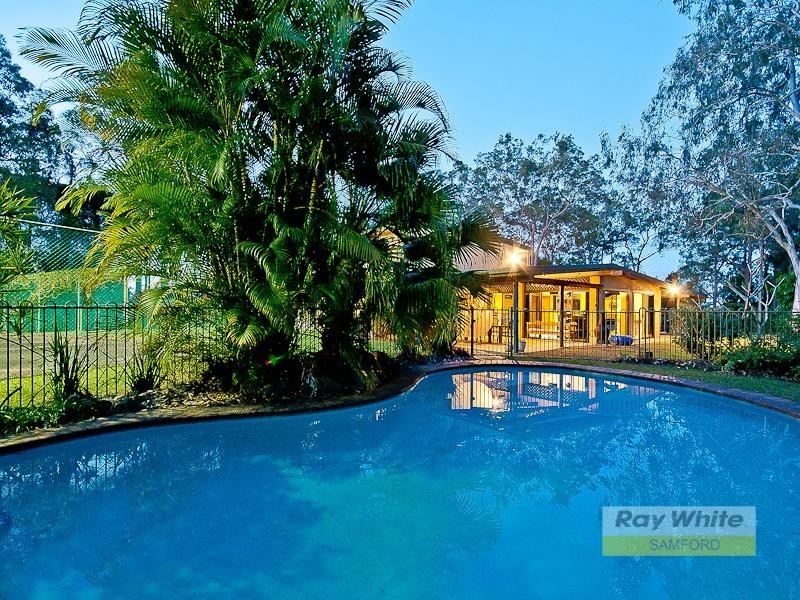 4 Narrien Court, Samford Village QLD 4520