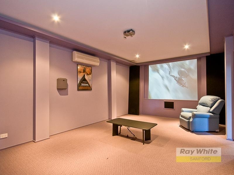 4 Narrien Court, Samford Village QLD 4520