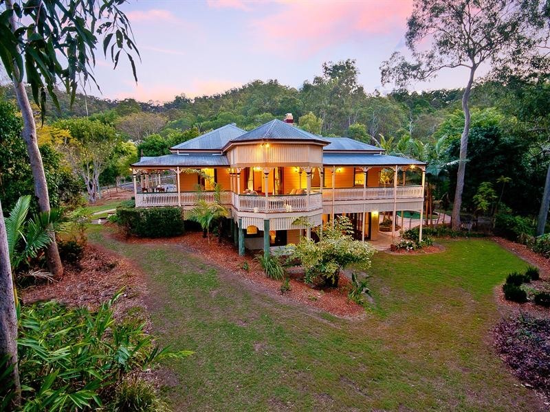 24 Woodview Street, Samford Valley QLD 4520