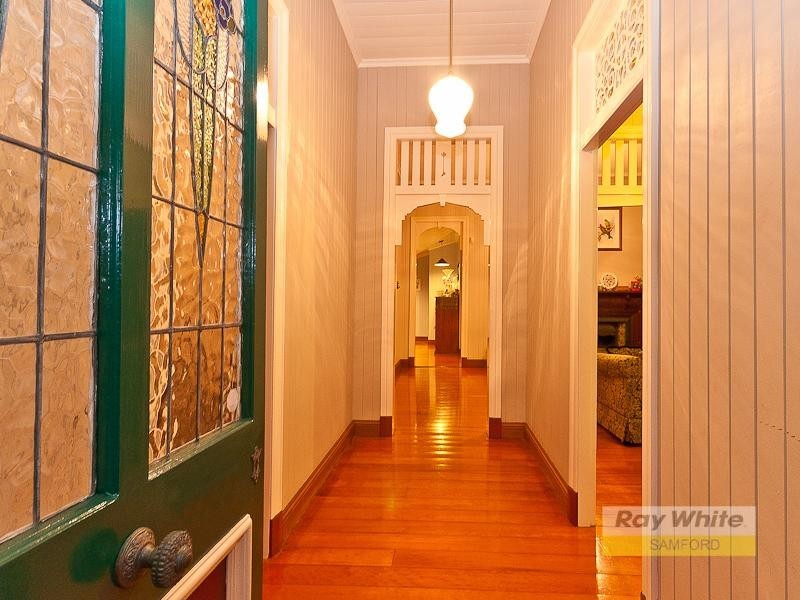 24 Woodview Street, Samford Valley QLD 4520