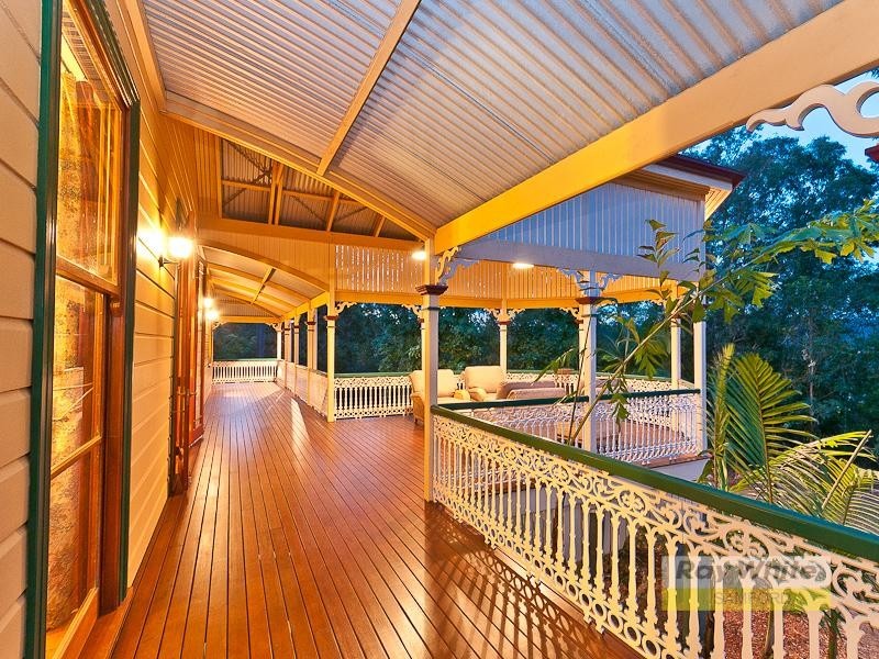 24 Woodview Street, Samford Valley QLD 4520