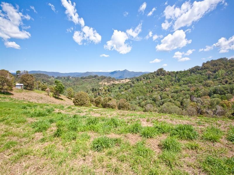 Clear Mountain QLD 4500