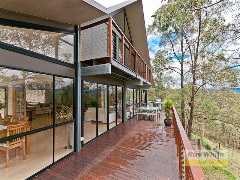 1 Sylvaterre Court, Samford Valley QLD 4520