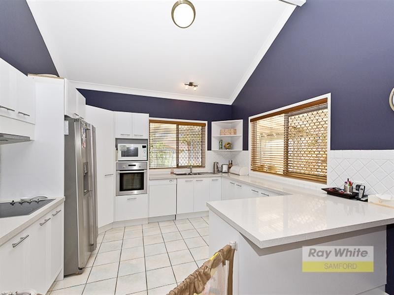 80 McGregor Way, Ferny Grove QLD 4055