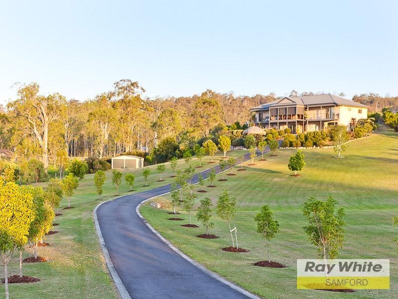 8 Mayfair Drive, Samford Valley QLD 4520