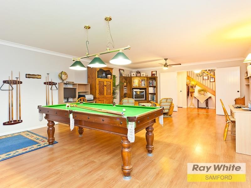 8 Mayfair Drive, Samford Valley QLD 4520