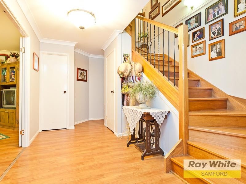 8 Mayfair Drive, Samford Valley QLD 4520