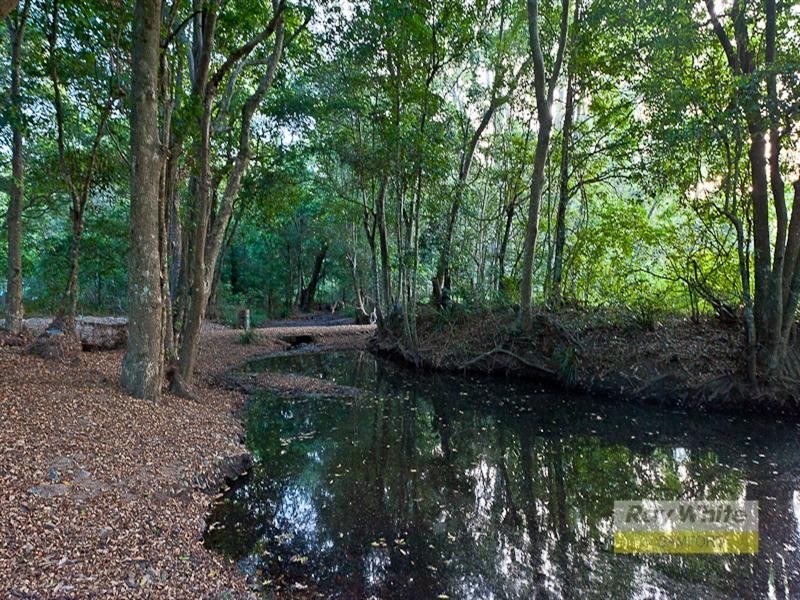 5 Reiners Road, Samford Valley QLD 4520