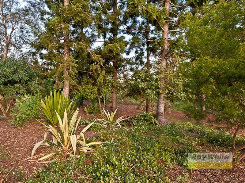 5 Reiners Road, Samford Valley QLD 4520