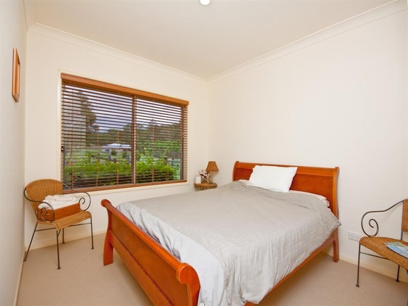 7 Butterfly Crescent, Samsonvale QLD 4520