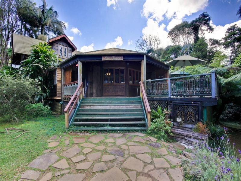 Mount Glorious QLD 4520