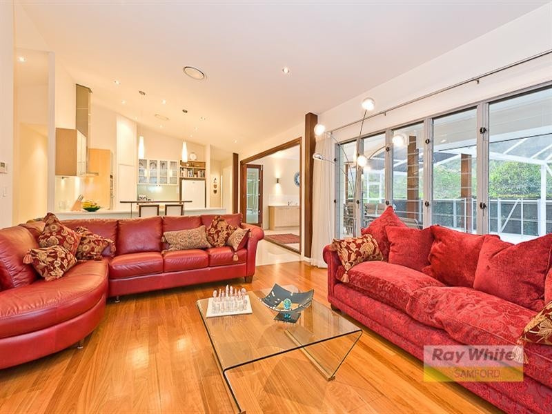 28 Honeywood Court, Samford Valley QLD 4520