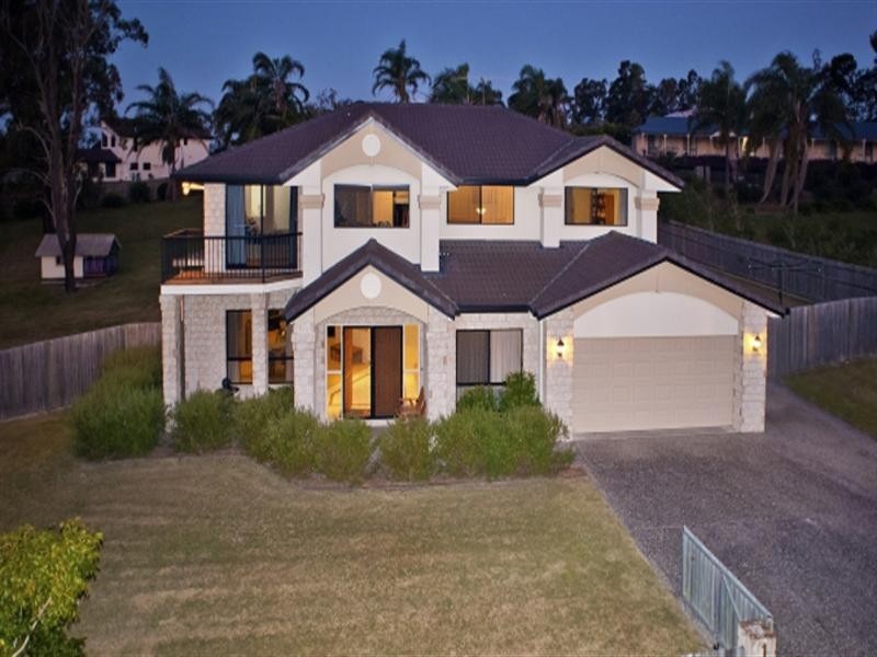 1 Hunting Place, Highvale QLD 4520