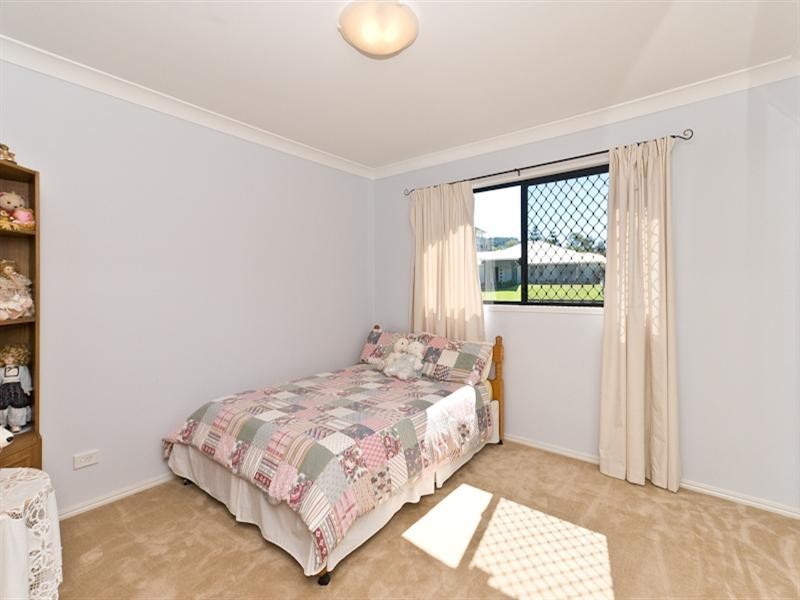 1 Hunting Place, Highvale QLD 4520