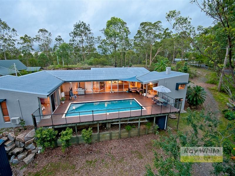 27 Boland Court, Eatons Hill QLD 4037