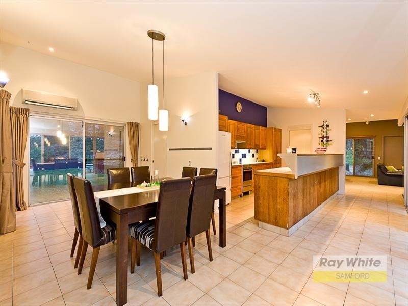 27 Boland Court, Eatons Hill QLD 4037