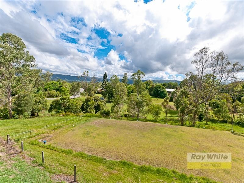 3 Vera Court, Samford Valley QLD 4520