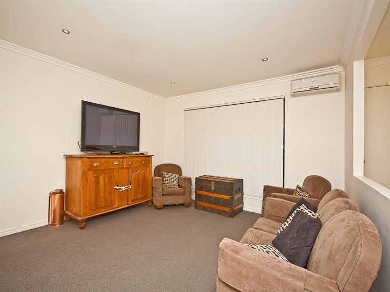 Samford Village QLD 4520