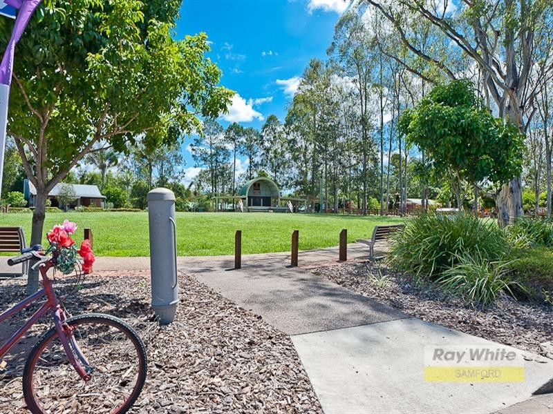 5 Church Street, Samford Village QLD 4520