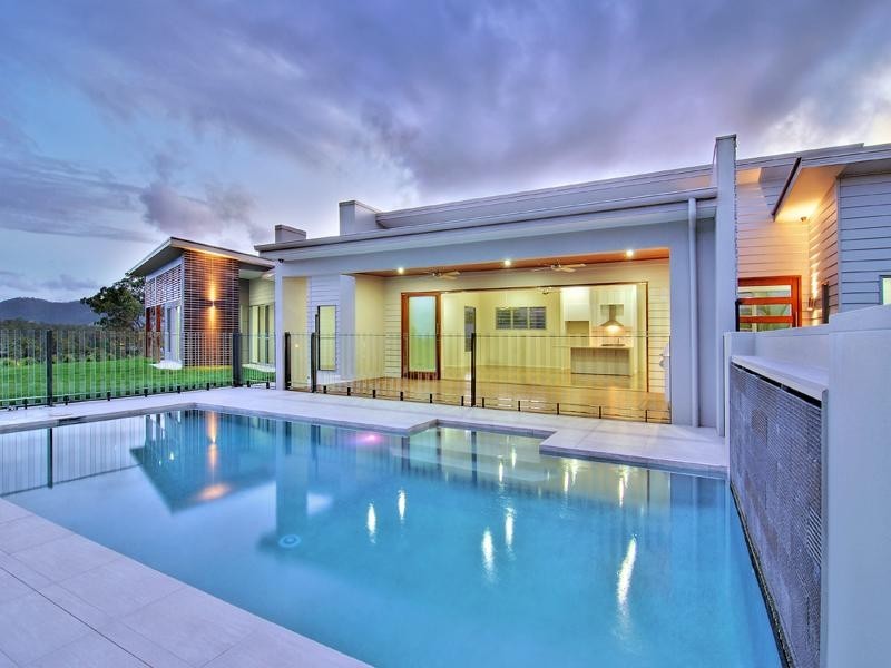 8-14 Sky Drive, Highvale QLD 4520