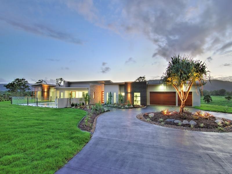 8-14 Sky Drive, Highvale QLD 4520