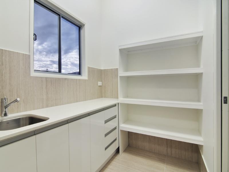 8-14 Sky Drive, Highvale QLD 4520