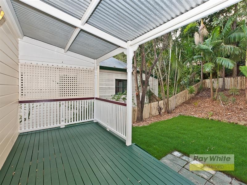 17 Mannion Street, Red Hill QLD 4059