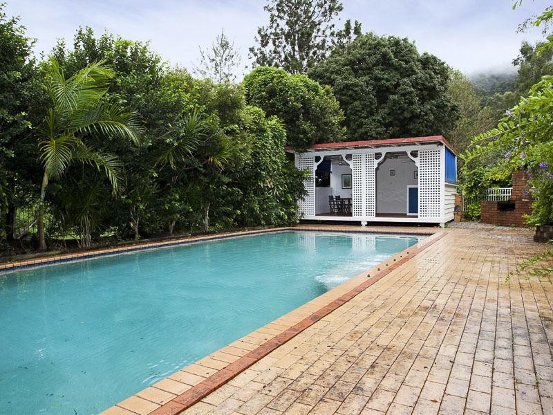 11 Birdwood Drive, Samford Valley QLD 4520